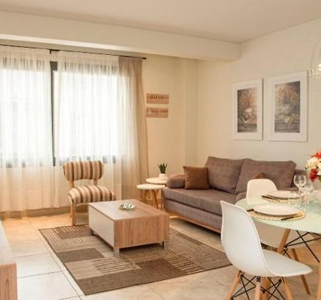 Calidos Departamentos En Ciudad Con Cochera Мендоса Экстерьер фото